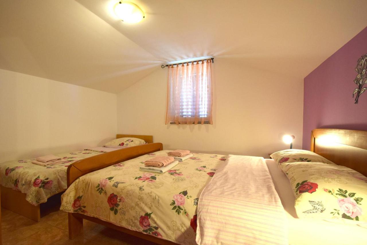 Apartments Rose Čižići Eksteriør billede