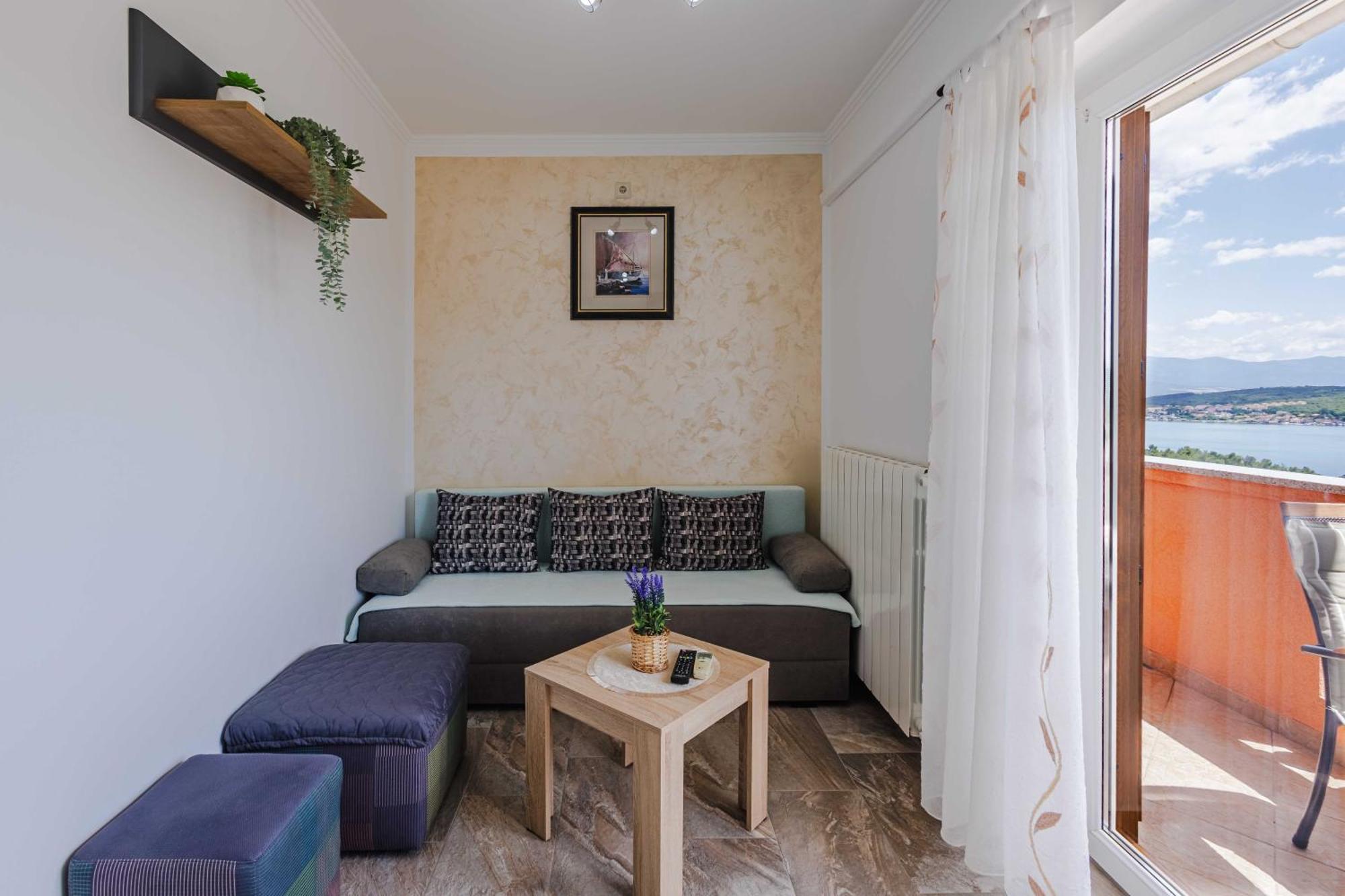 Apartments Rose Čižići Eksteriør billede